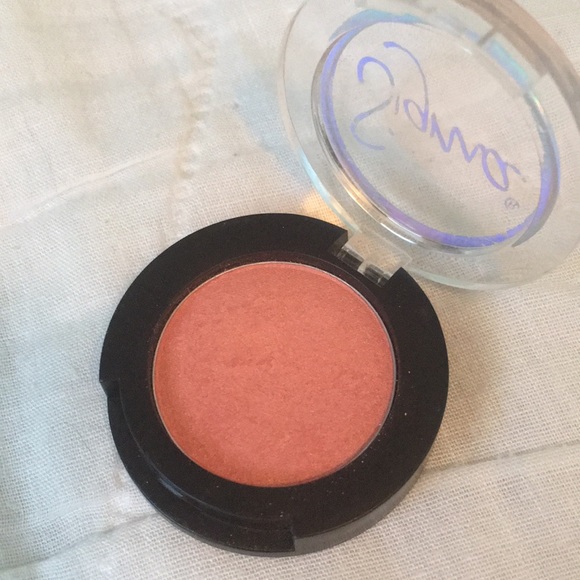 Sigma Beauty Eye Shadow Grasp Red-Orange Compact - Picture 2 of 5